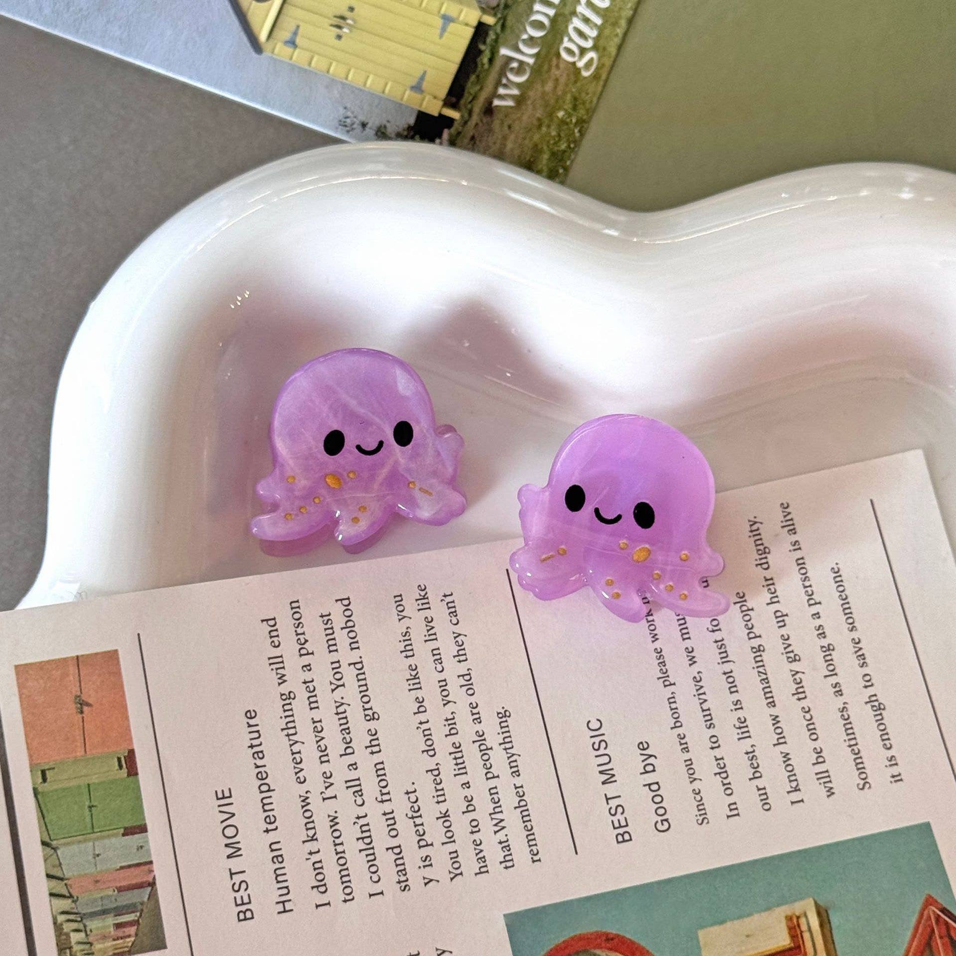 SoapElenGlen - Wholesale Hair Clip - Women's - Marine Animal Series Acrylic Mini Hair Claw Clip0