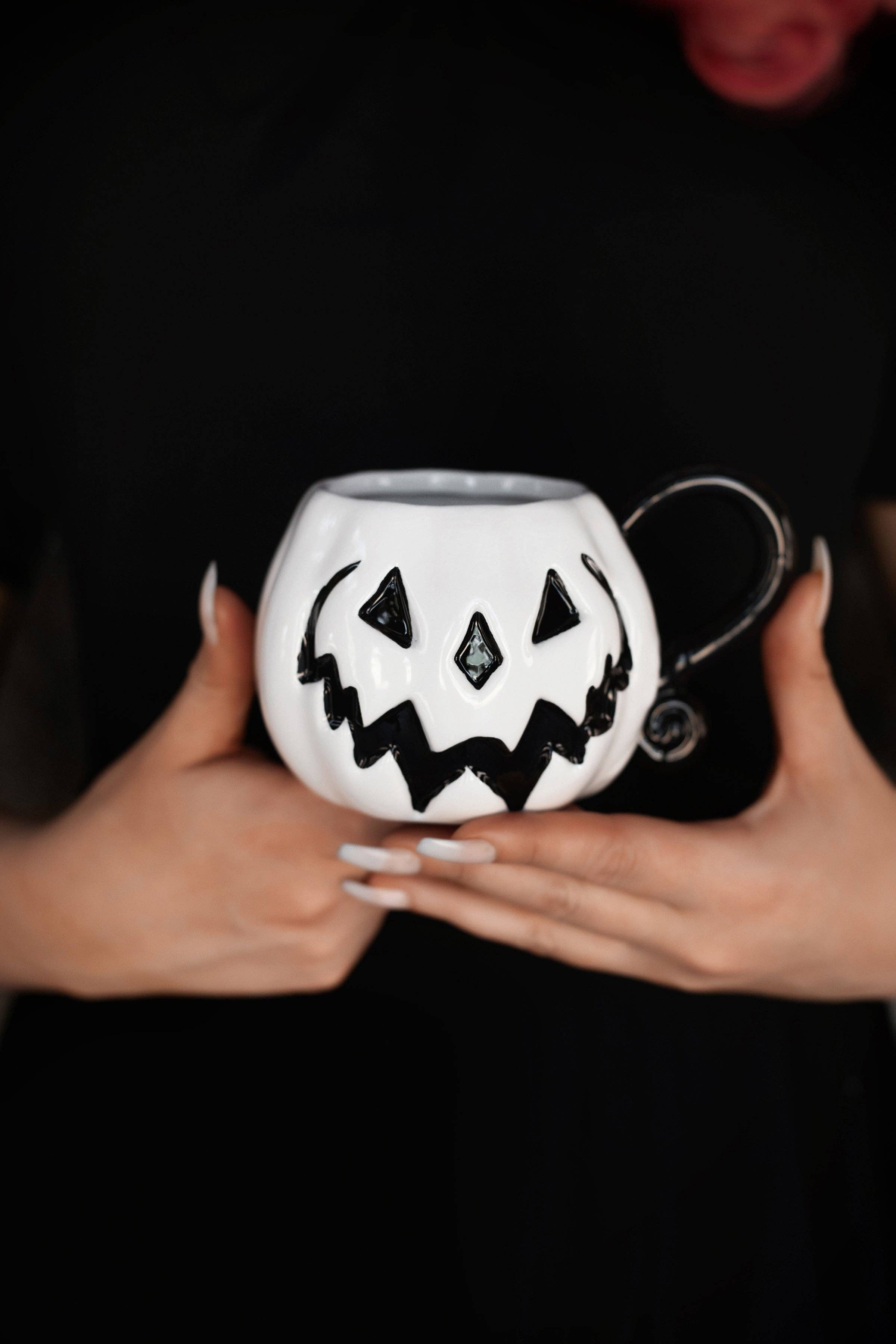 Lively Ghosts - Wholesale Coffee Mug - White Pumpkin | Haunted Hallows Mug18