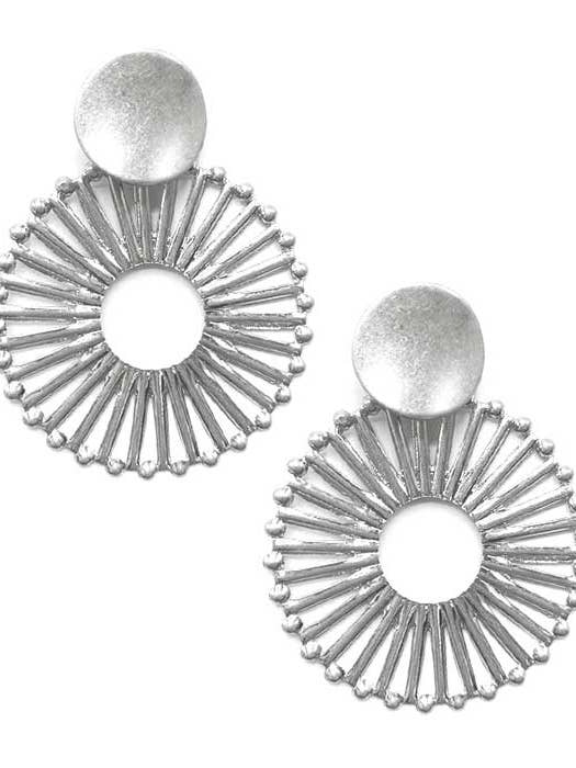 (L576) METALLSKIVÖRHÄNGE för wholesale av Jewelry Max