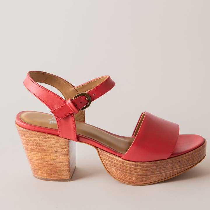 Hannah Coral for wholesale by Fortress