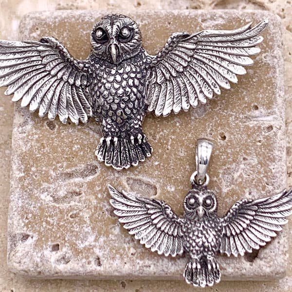 Goddess Design Studio - Vente Breloques/médailles personnalisées - Pendentif Chouette Volante en Argent Sterling en 2 Tailles !2