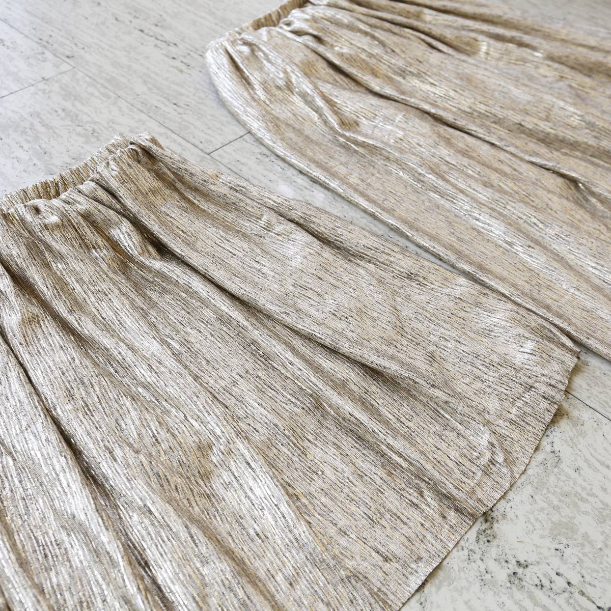 Loven x Mini Momo - Wholesale Mommy & Me Sets - Metallic Midi Skirt Sparkly Elastic Waist Mommy & Me - Kids3