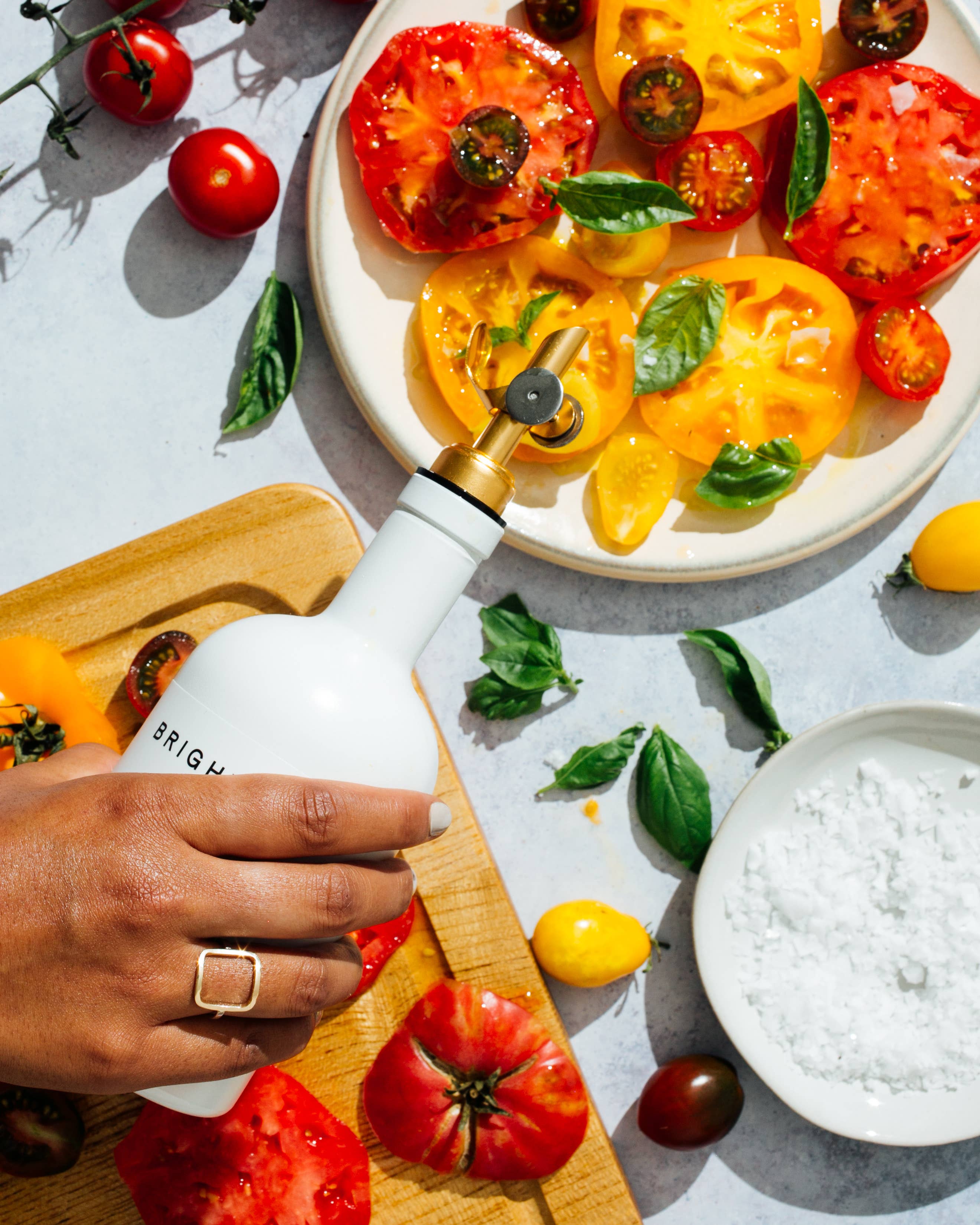 Brightland - Wholesale Oil/Vinegar Dispenser - The Spout (24 pack)2