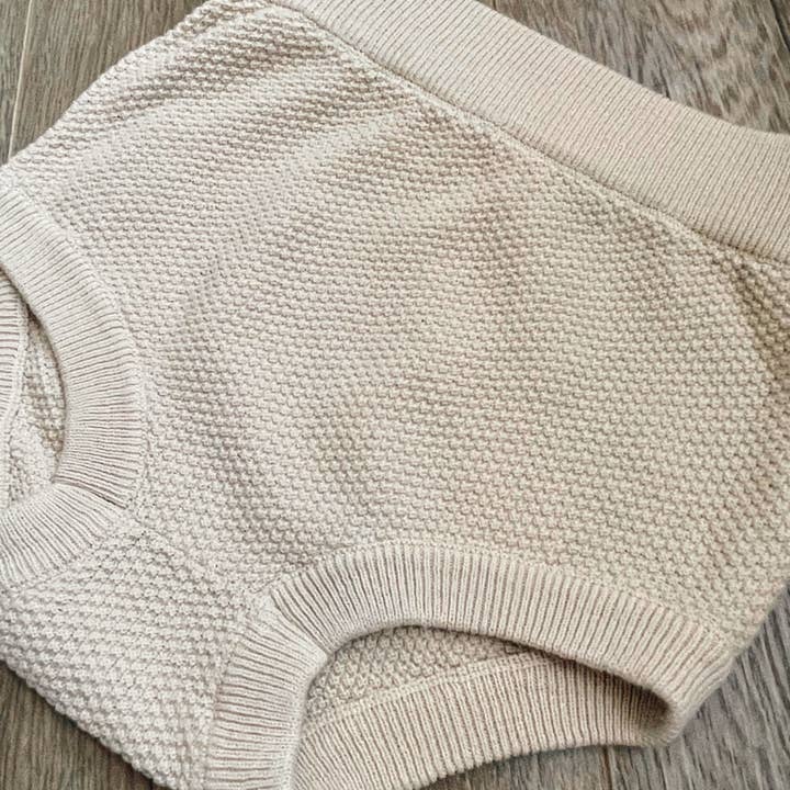 Shorties en tricot pour la vente par minimalist bb