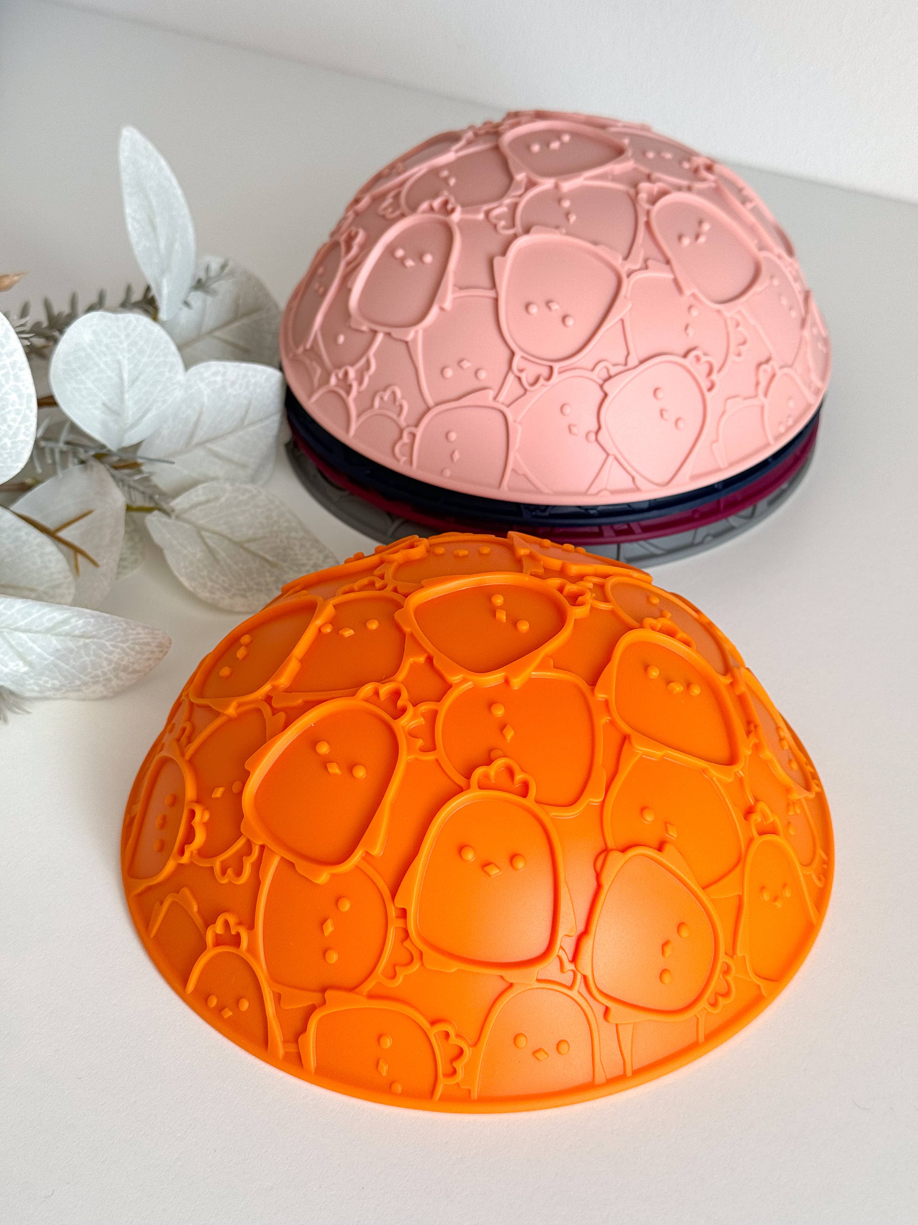 Doggotique - Wholesale Pet Bowl - Cat/Dog - Chicken Party Bowl, dog feeding bowl, licking mat2