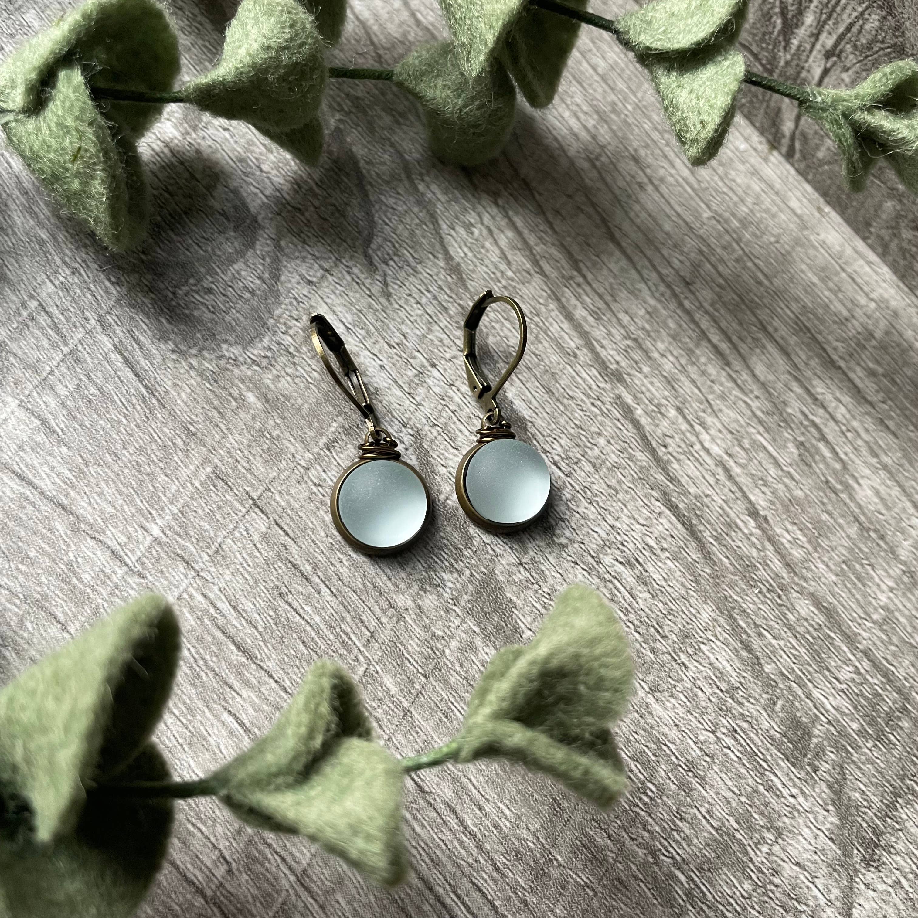 Spirit Glassworks - Wholesale Dangle Earrings - Dangle Earring Antique Brass2