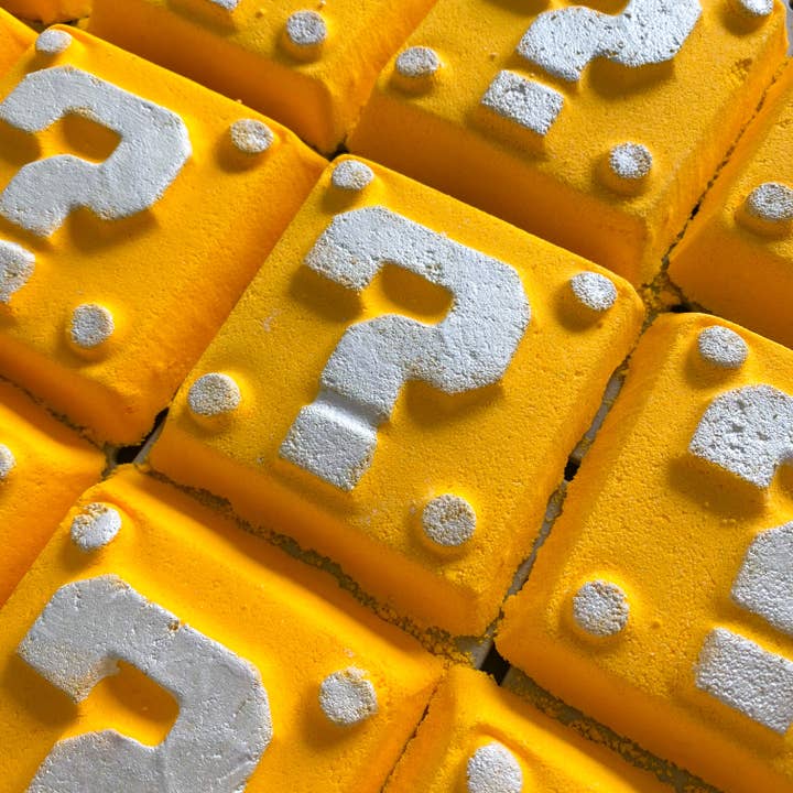 Bombe de bain Mystery Box pour la vente par Bathe Enchanted