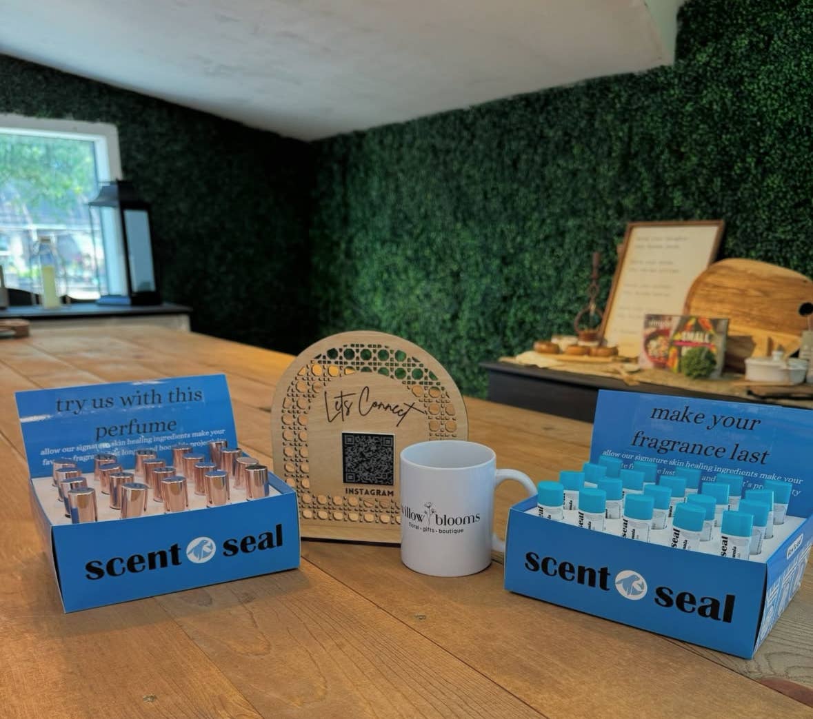 scentseal - Wholesale Perfume/Eau de Toilette - The Applicator - scentseal with Nouriscent™ Technology2