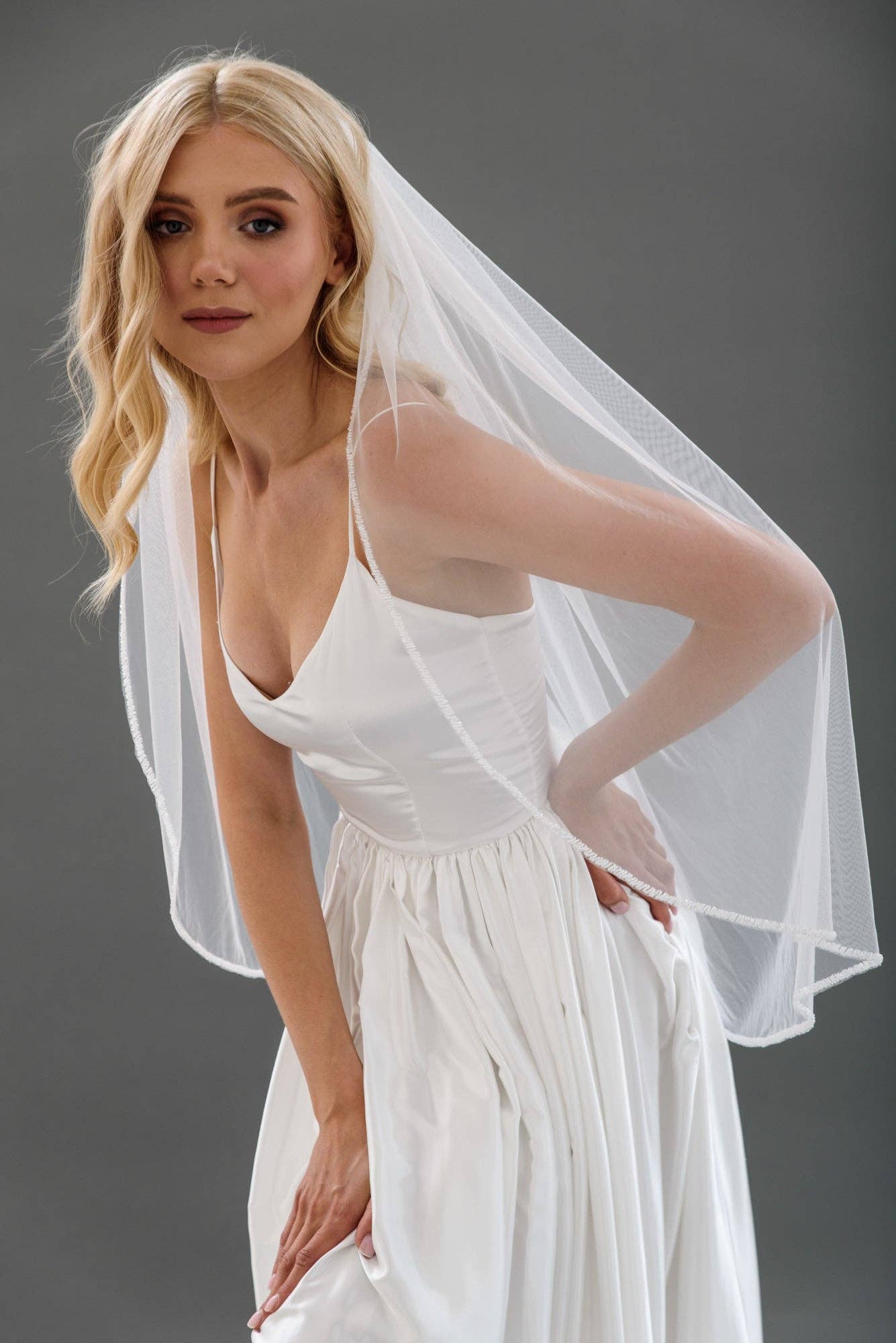 Heirloom Bridal Company - Wholesale Veil - Women's - Veil V24121