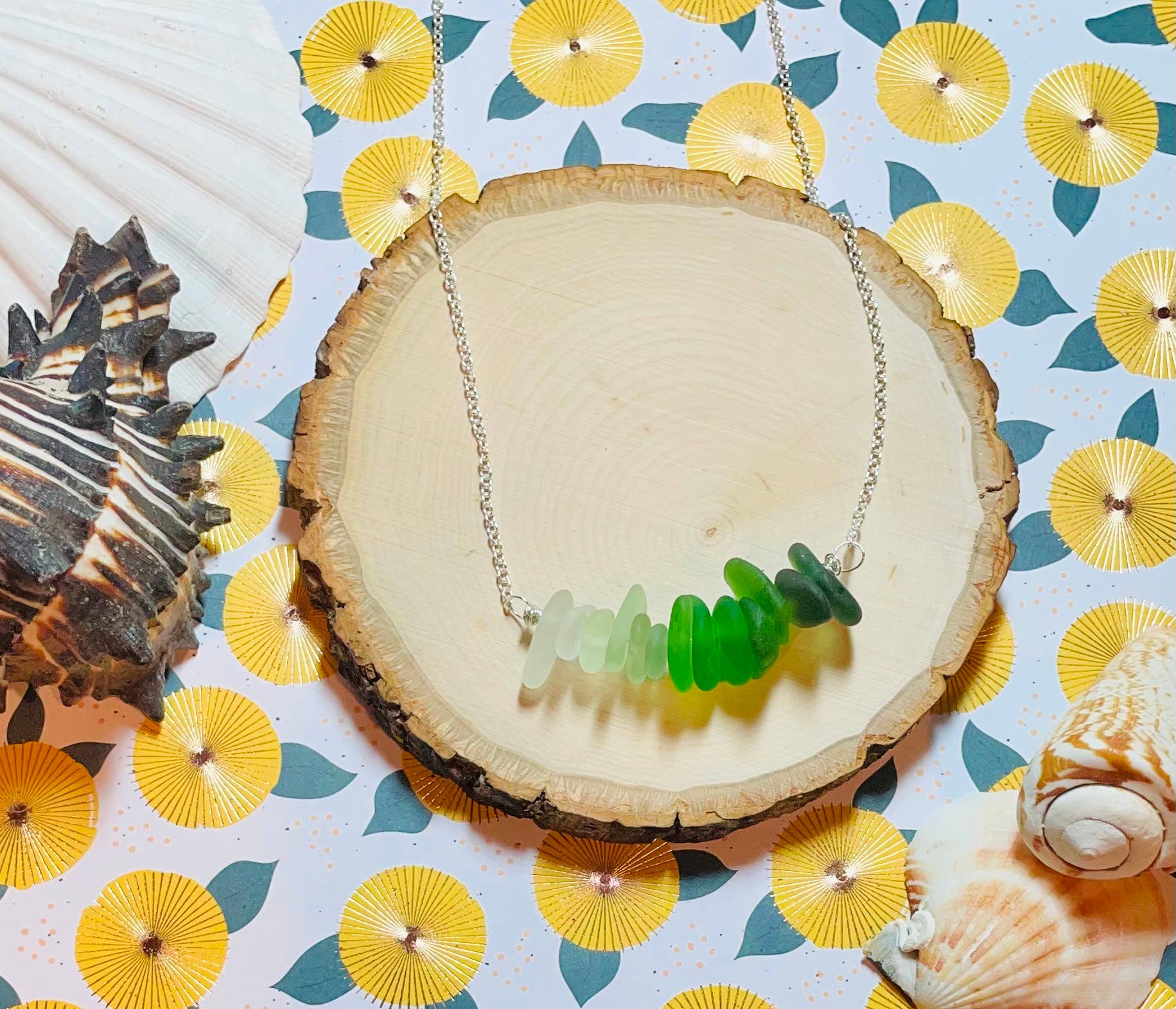 Cyn Elizabeth Studios - Venta al por mayor Collares con colgantes/abalorios - El Bar del Mar - Collar Declaración de Vidrio Marino5