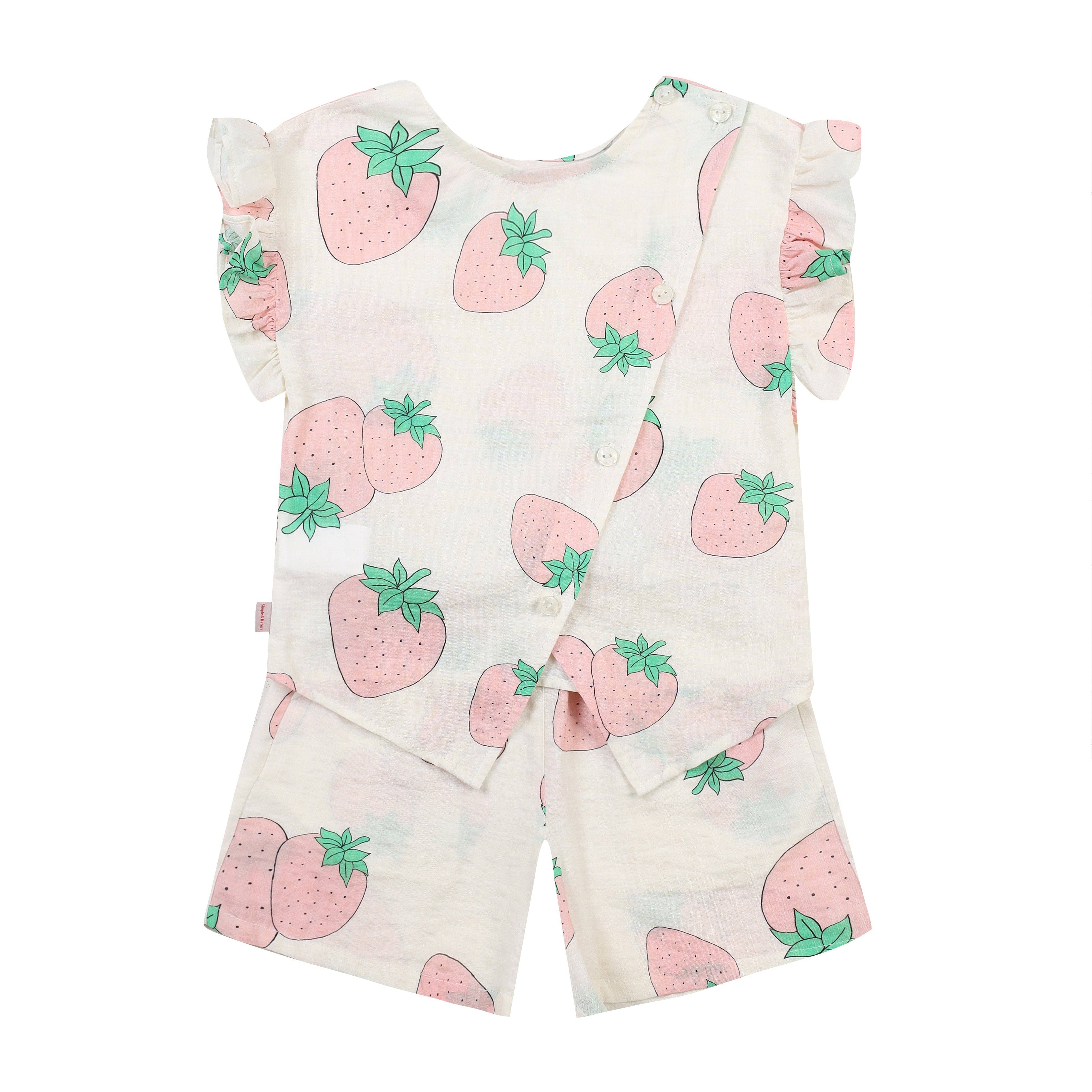 ToTo Heros - Wholesale Top & Short Set - Kids - Strawberry Graphic Print Angel Sleeve Top & Shorts Set1
