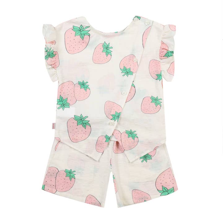 ToTo Heros - Wholesale Top & Short Set - Kids - Strawberry Graphic Print Angel Sleeve Top & Shorts Set1