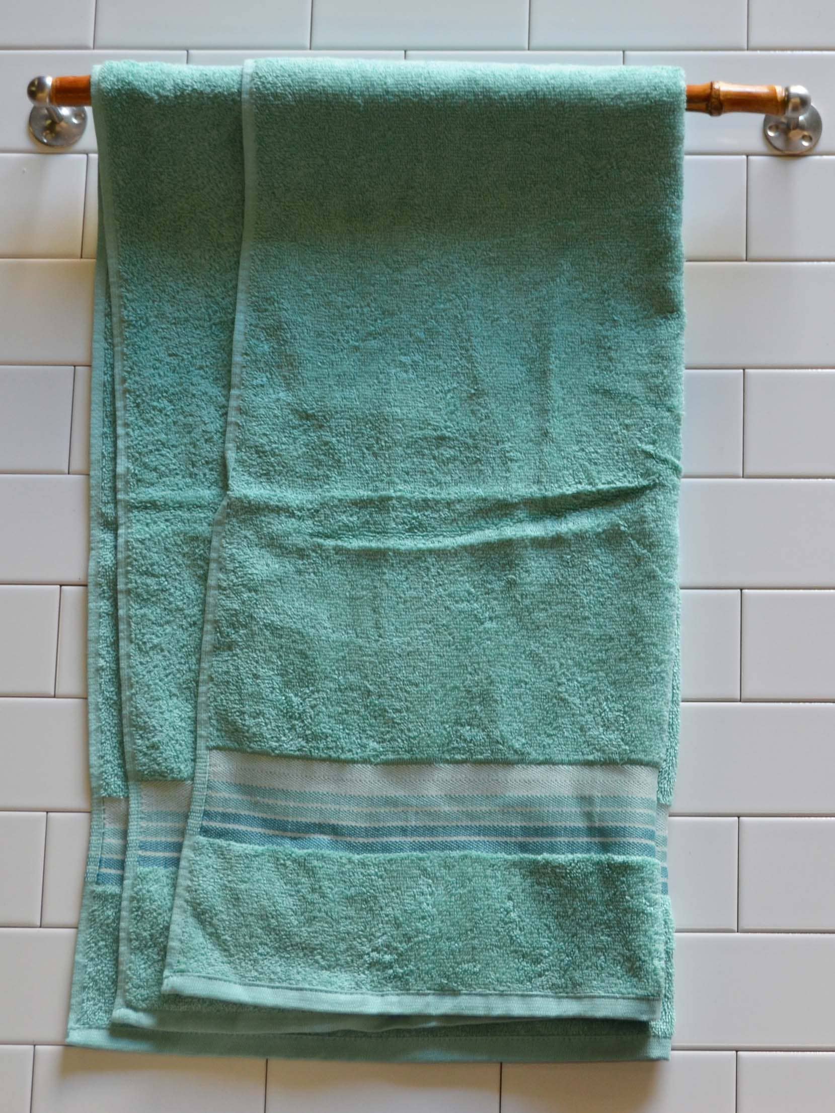 Bamboo54 - Wholesale Towel Holder/Hanger - Bamboo Towel Bar in 2 sizes8