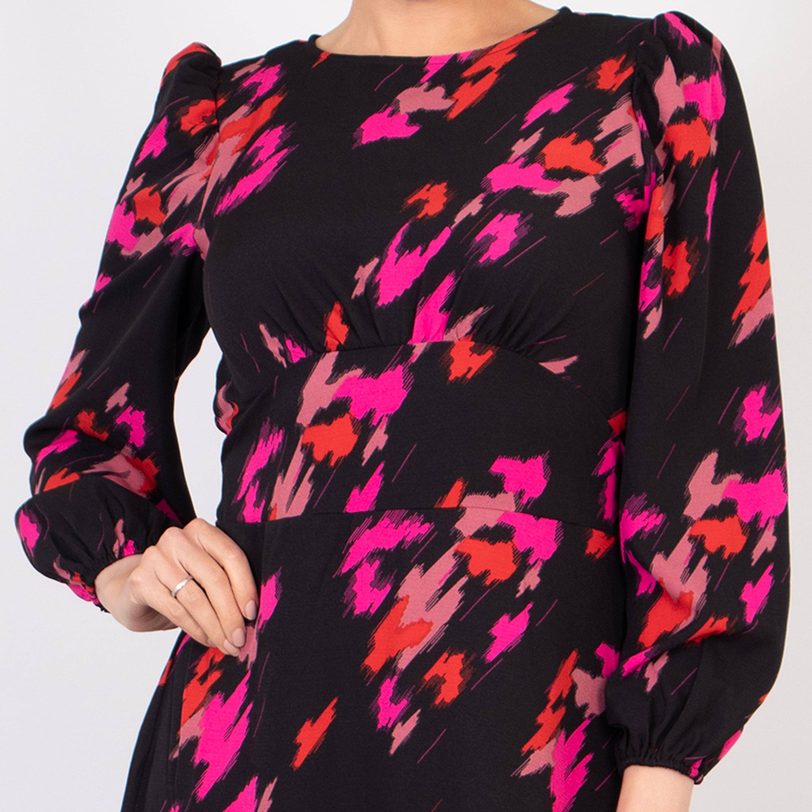 Sarta – wholesale Dress – Women's – Riley Long Sleeve Tea Dress - Fuchsia, Abstract Leopard4
