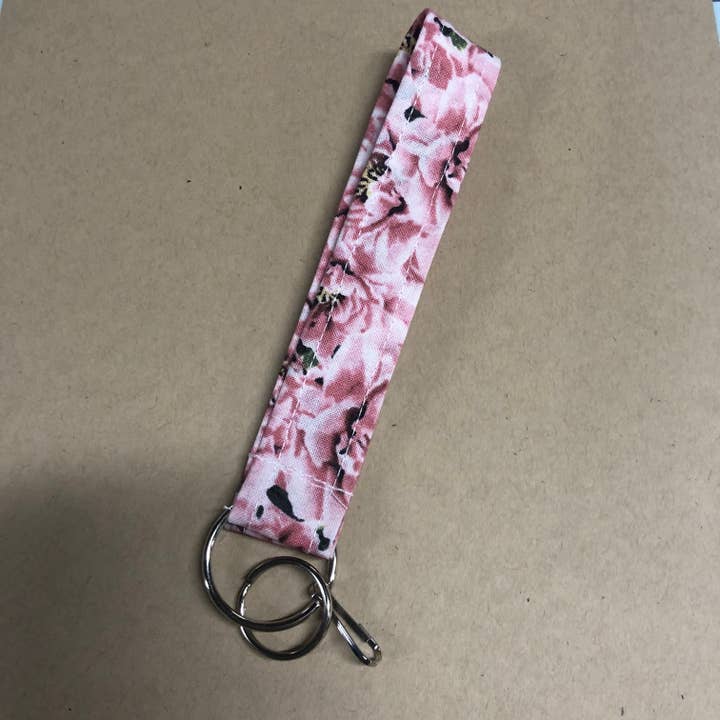 Pretty Petals sleutelhanger polsbandje voor wholesale door MadeBySusannah