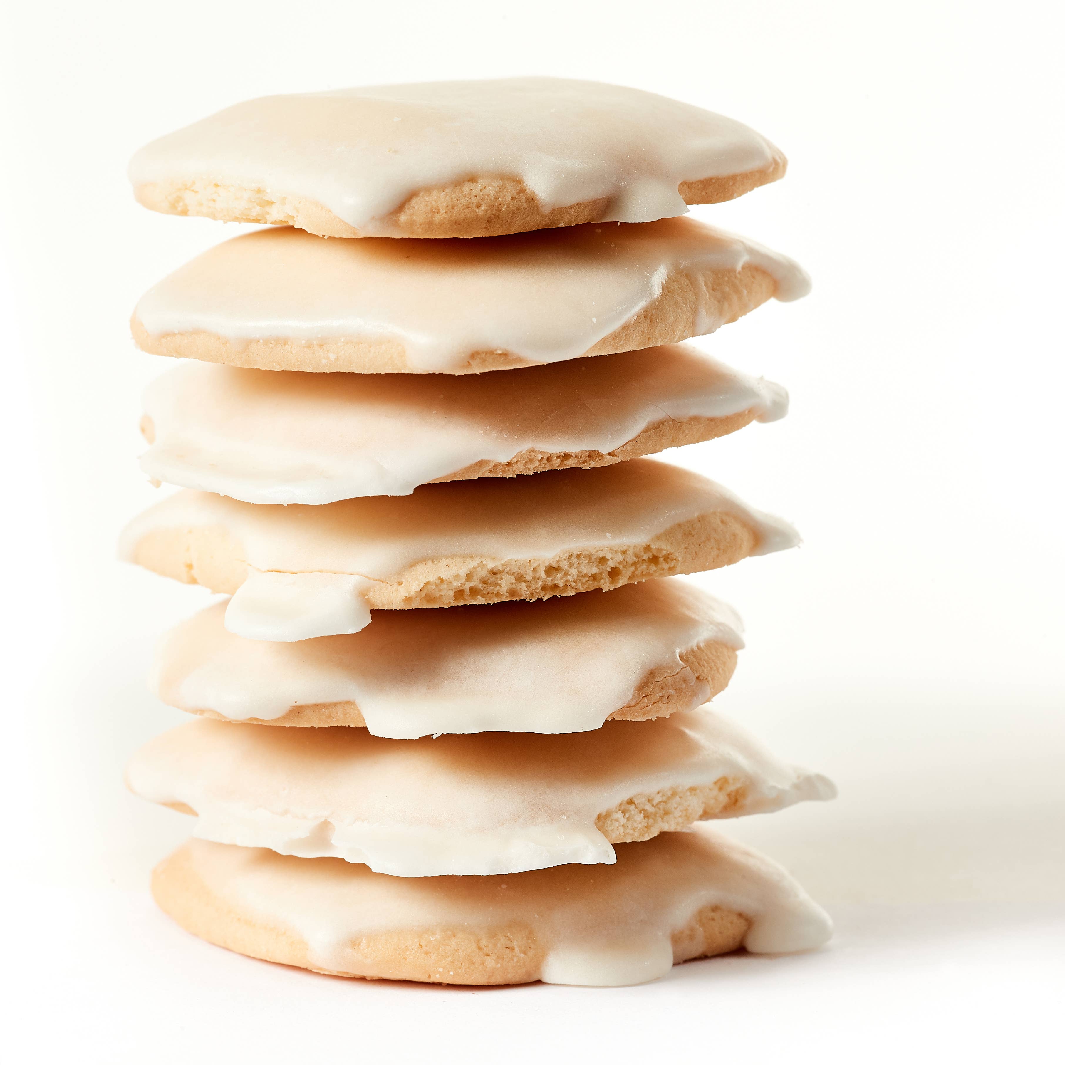 Wooden Table Baking Company - Wholesale Koekje - Rozenwater schuimkoekjes met zanddeeg2