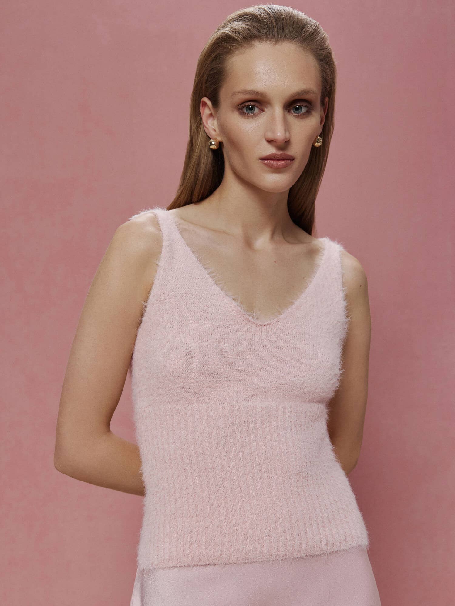 Nenya Fashion Limited - Vendita all'ingrosso Canotta - Donna - Canotta in Filato Morbido con Spalline Sottili - Sogno0