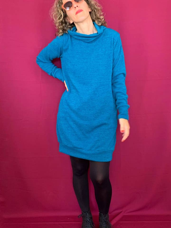 Sisí Kjole - Blå Petroleum for engroshandel hos La Compiano