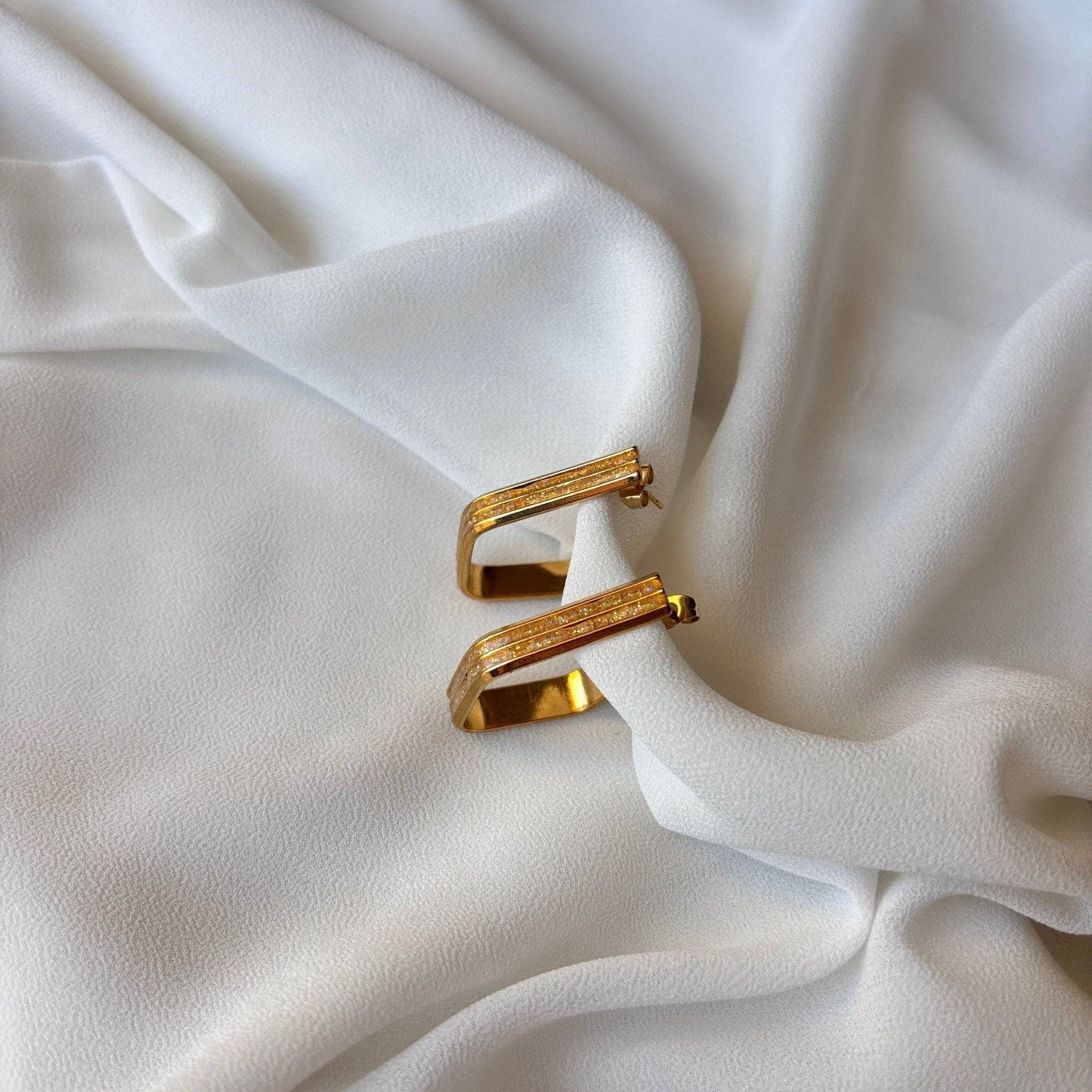 DUESTELLE ITALIA - Vente Créoles - NISSA - Boucles d'oreilles géométriques en acier plaqué or4