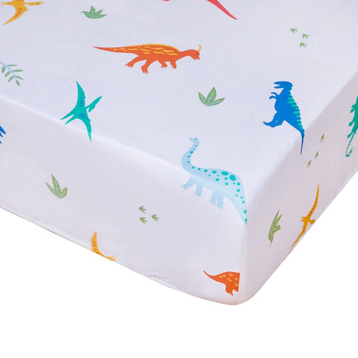 Drap-housse en microfibre Jurassic Dinosaurs pour la vente par Wildkin