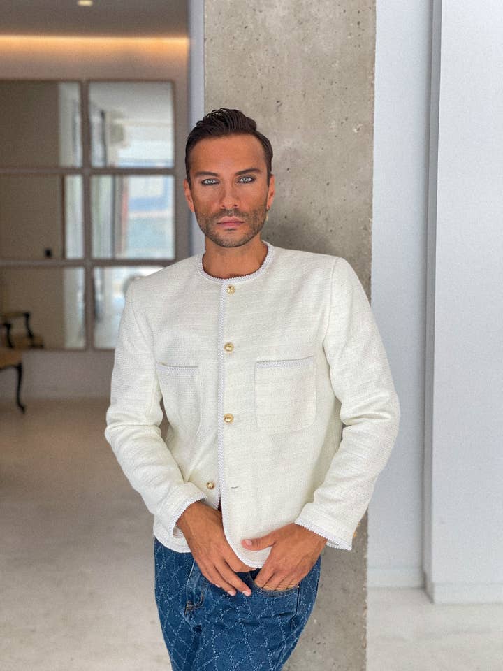 Klassische Tweedjacke Ivory für den Großhandel von NUMERO 8 SPAIN