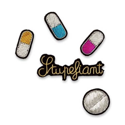 Håndbroderede brocher - Forbløffende for engroshandel hos Macon & Lesquoy