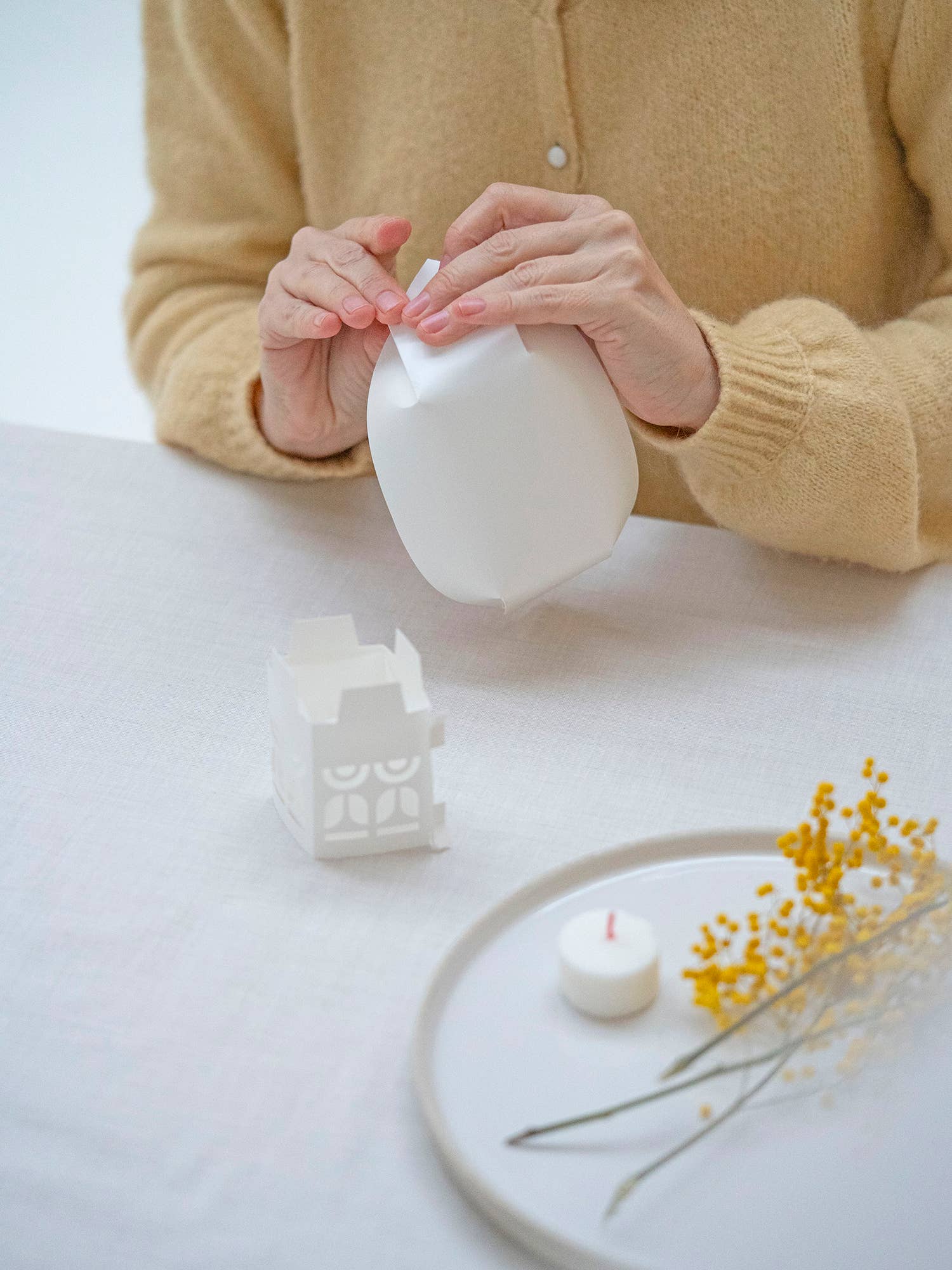 Jurianne Matter - Wholesale Decorative Tabletop Object - REJSE - floating lightboats2