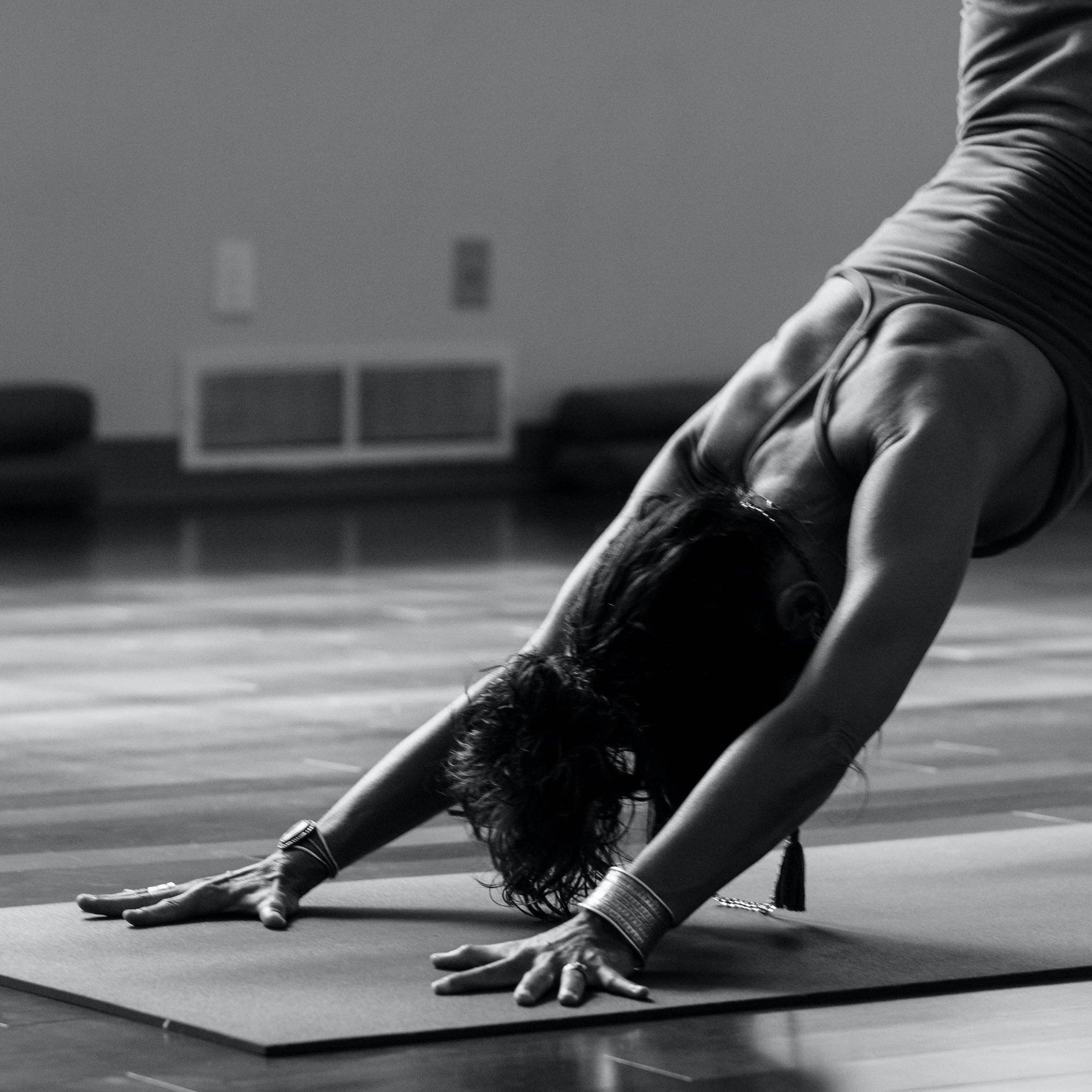 Oilivinglife - Wholesale Yoga Mat Cleaner - Om ॐ Yoga Mat Cleaner Spray3