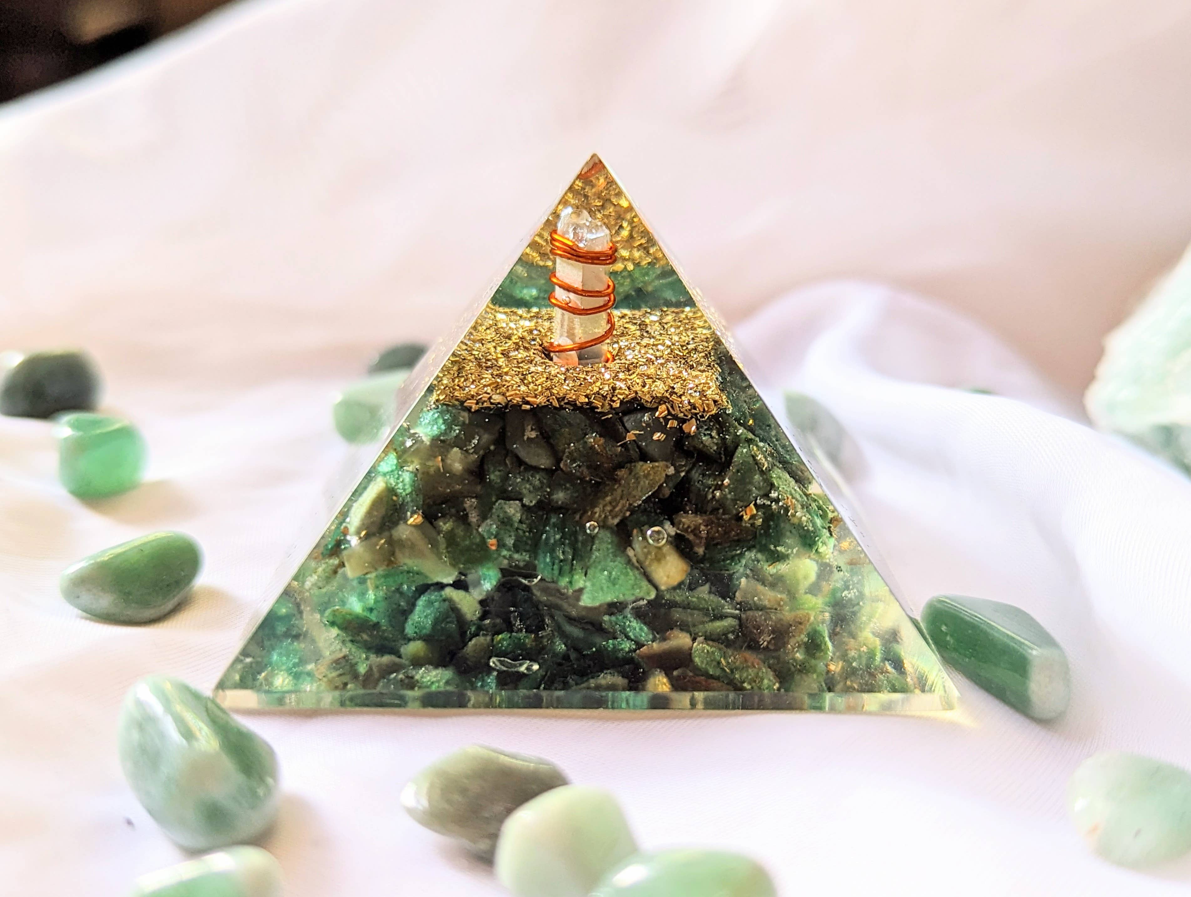 Goddess Provisions - Vente Pierre et cristal de spiritualité - Pyramide Orgonite - Purification d'aura, Protection EMF, Guérison8