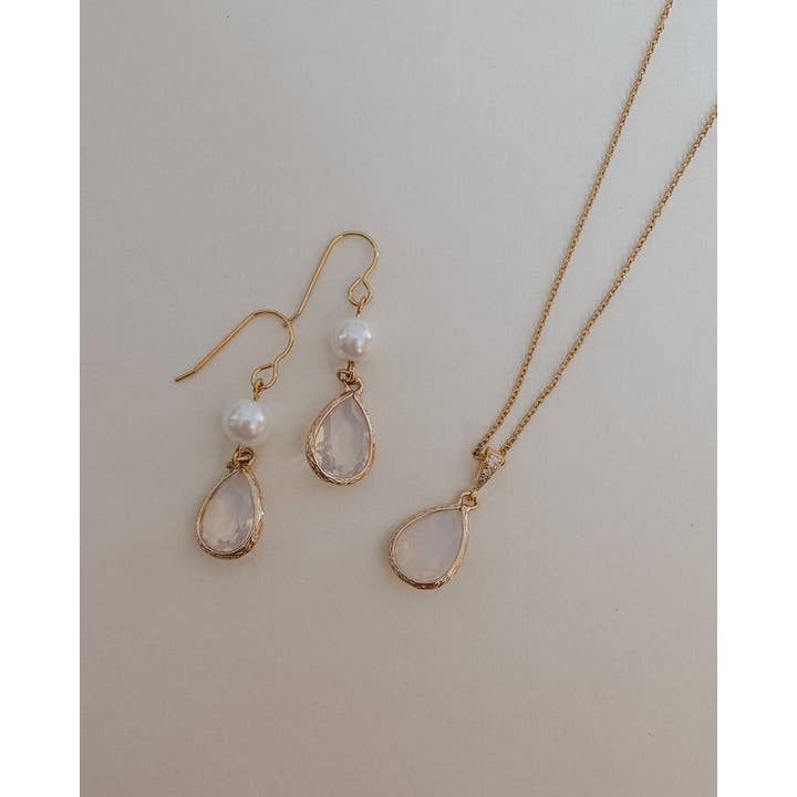 Clay & Fern Co. - Wholesale Dangle Earrings - Enya Earrings - Pearl & Opal Gold Earrings3