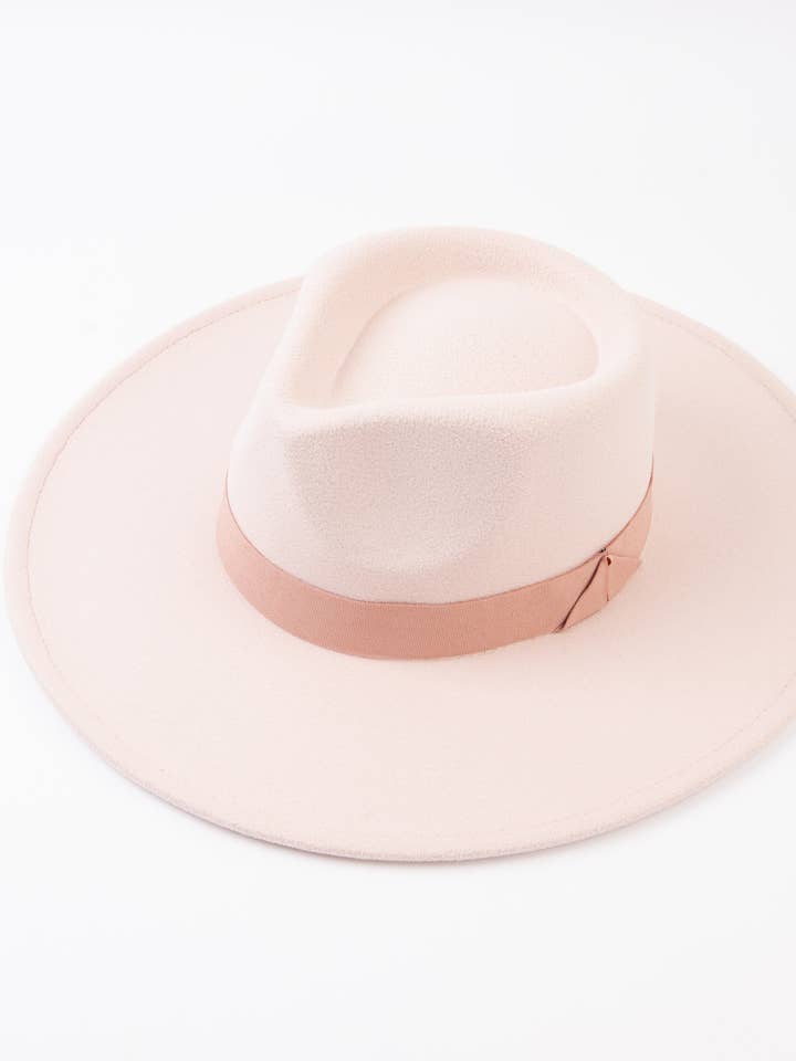 Vegansk filt Rancher-hat med grosgrainbånd i lyserød for engroshandel hos Lucca Couture