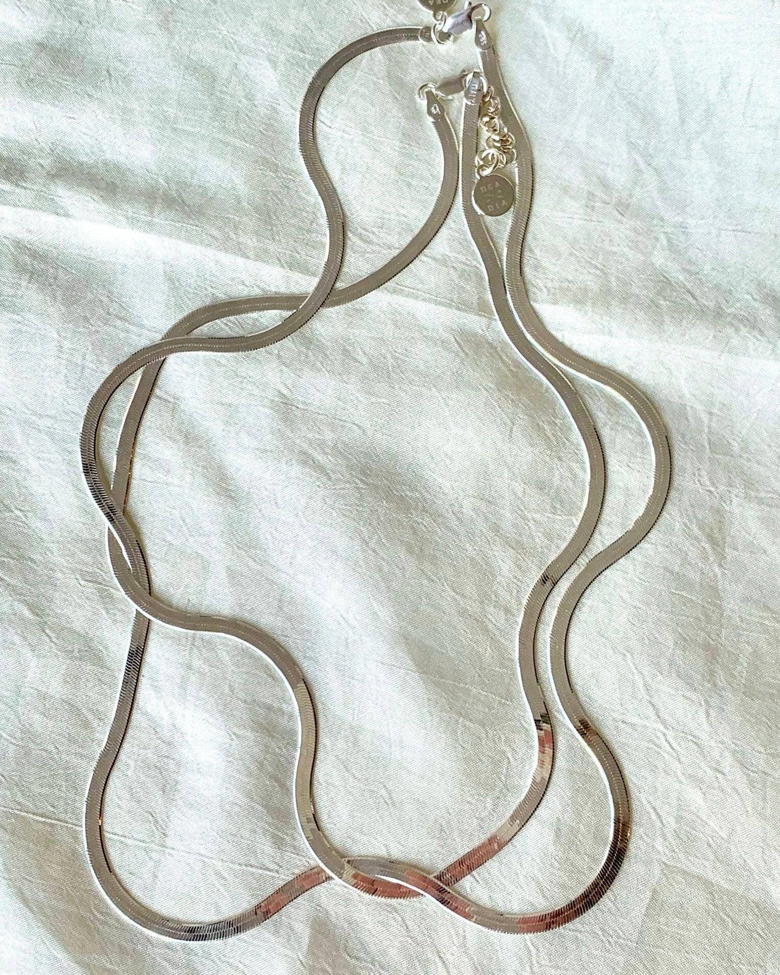 Dea Dia - Wholesale Link & Chain Necklace - Slinky Silver Herringbone Chain Necklace2