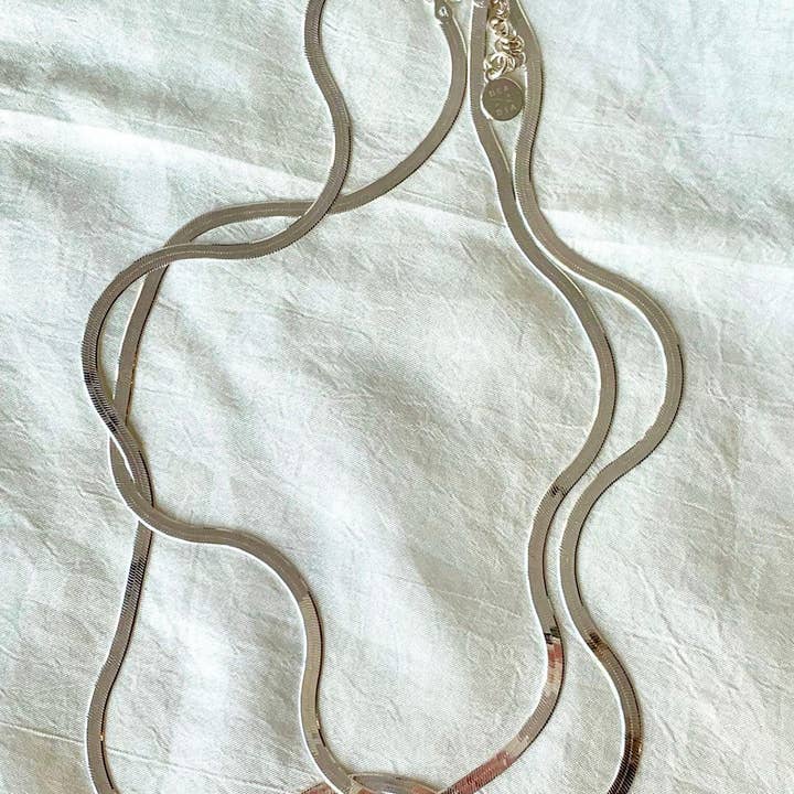 Dea Dia - Wholesale Link & Chain Necklace - Slinky Silver Herringbone Chain Necklace2