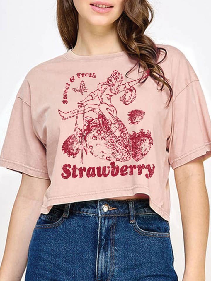 TOP CORTO LUNGO SWEET & FRESH STRAWBERRY COWGIRL MINERAL per la vendita all'ingrosso da parte di Rustee Clothing