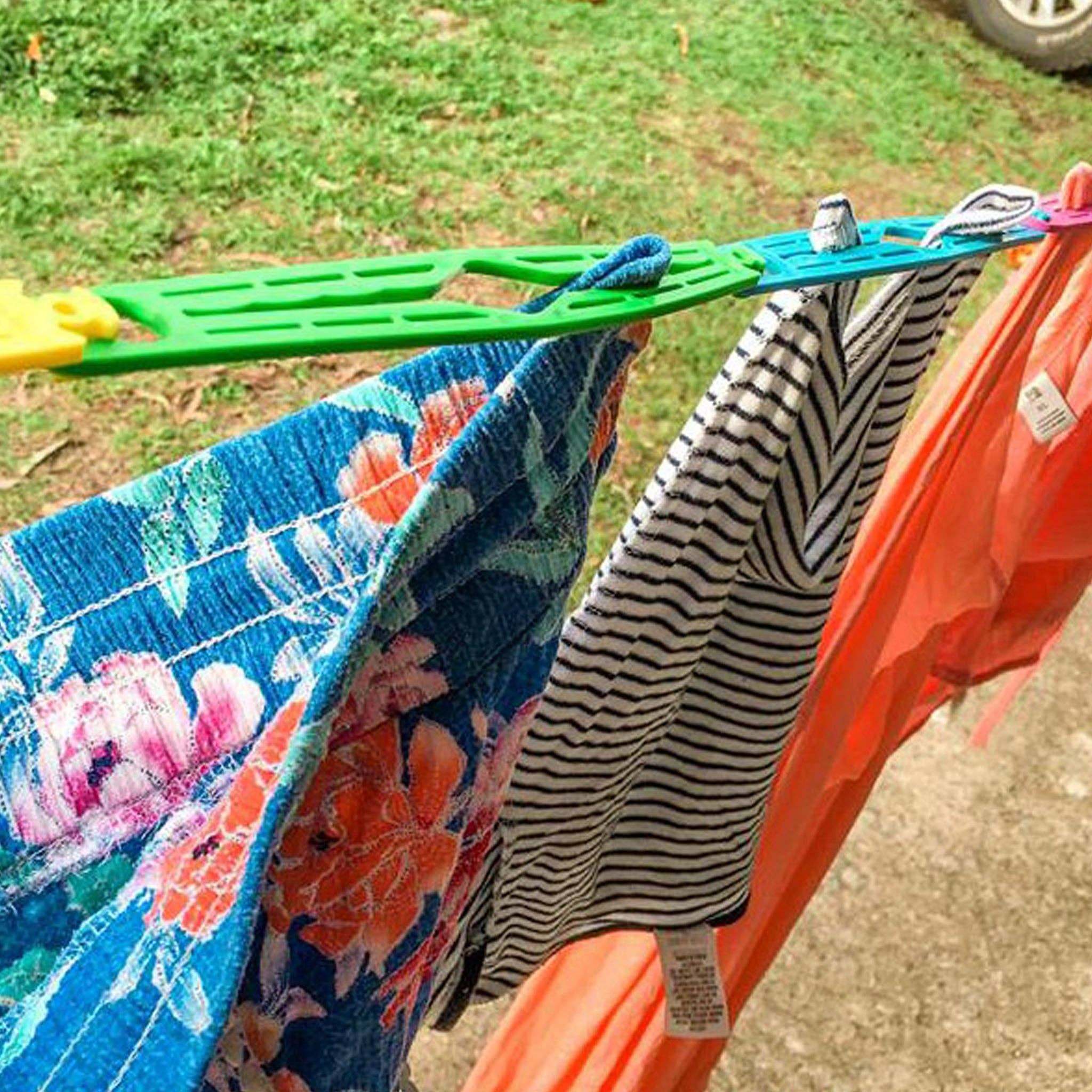 Van Go Collections - Wholesale Clothes hangers - Slide n’ Dry Pegless Clothesline6