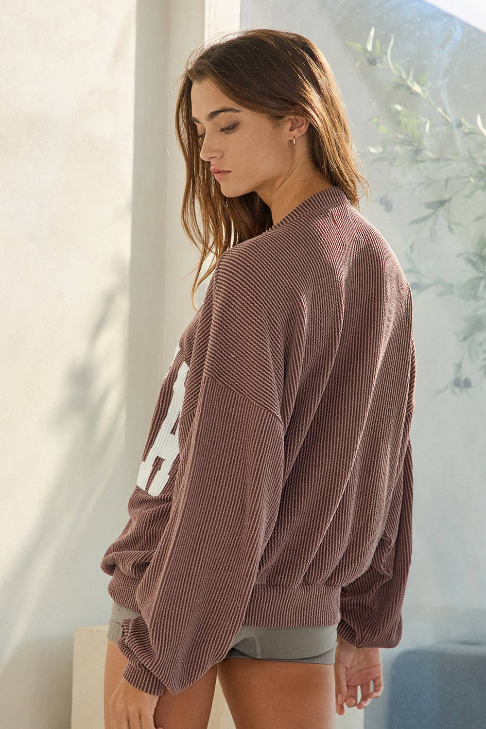 BUCKETLIST INC - Wholesale Graphic Sweatshirt - Women's - T1770I -'INDIANA' Comfy Oversize Graphic Sweatshirt, Gameday40