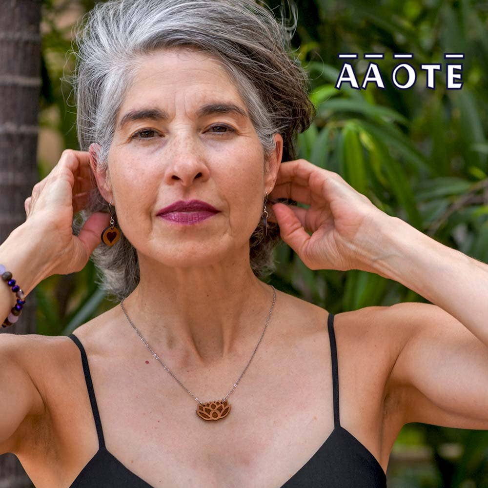 AAOTE - Wholesale Aromatherapy Necklace - Wood Essential Oil Diffuser Minimalistic Necklace8