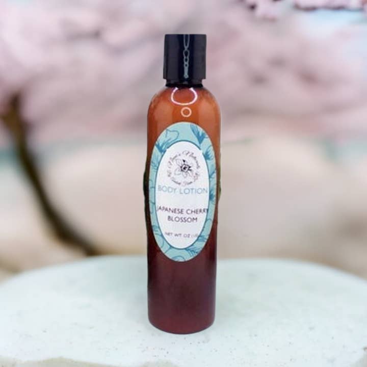 Lotion corporelle aux fleurs de cerisier pour la vente par Simply Organic Soaps