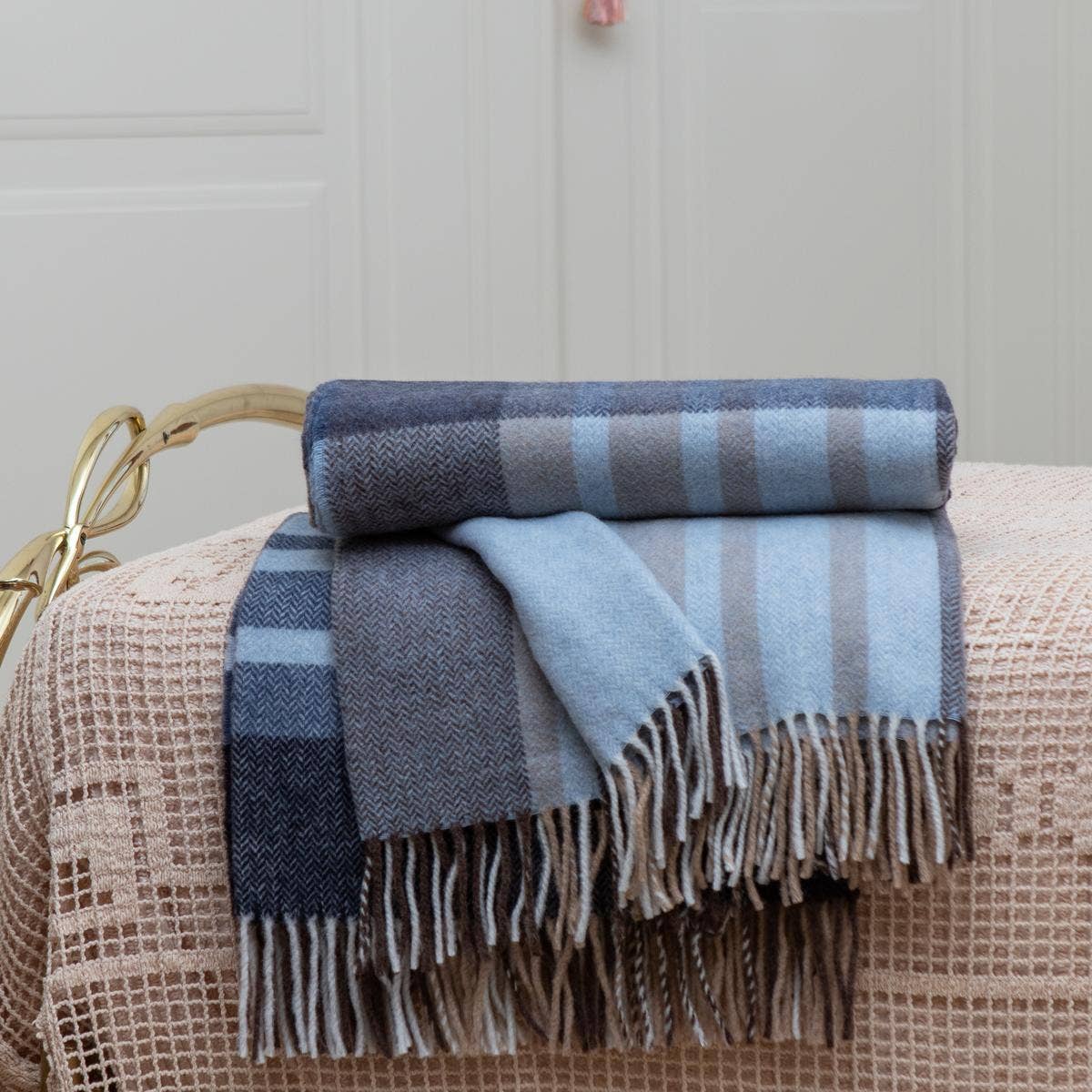 SOFIA TOSCANO - Wholesale Throw Blanket - Fara Dis 10011