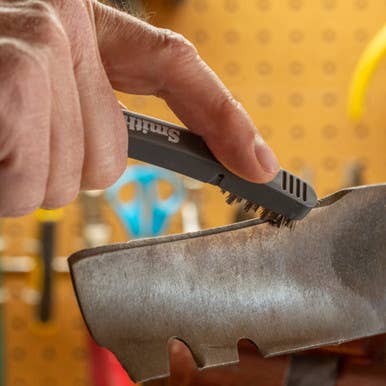 Smiths - Wholesale Garden Tool - Lawn Mower Blade Sharpener