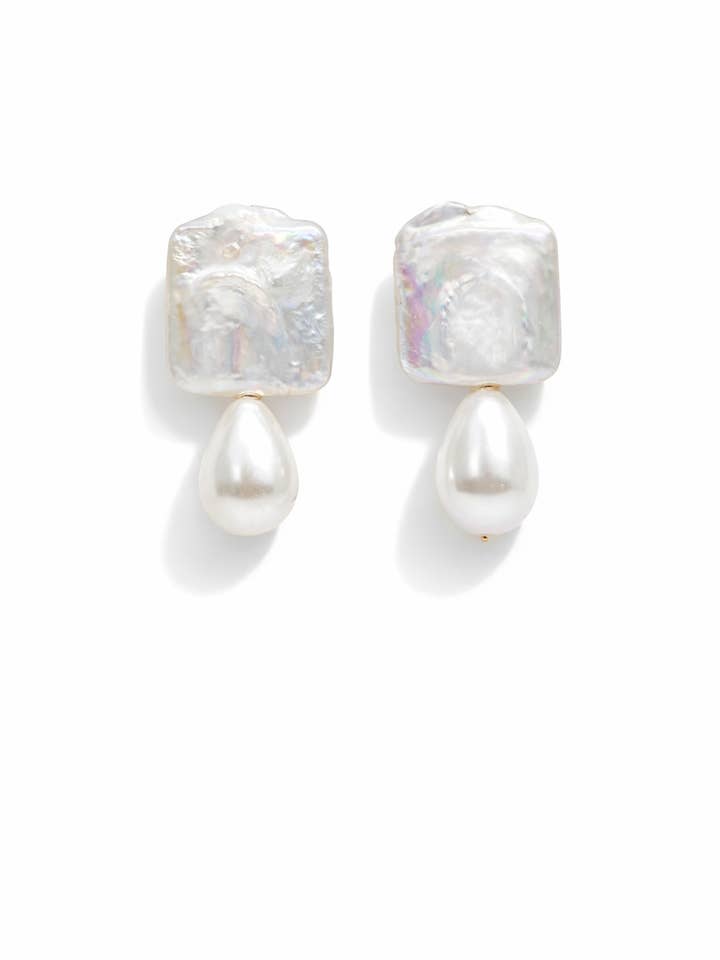 Boucles Eugénie pour la vente par LA MAISON GISEL B.