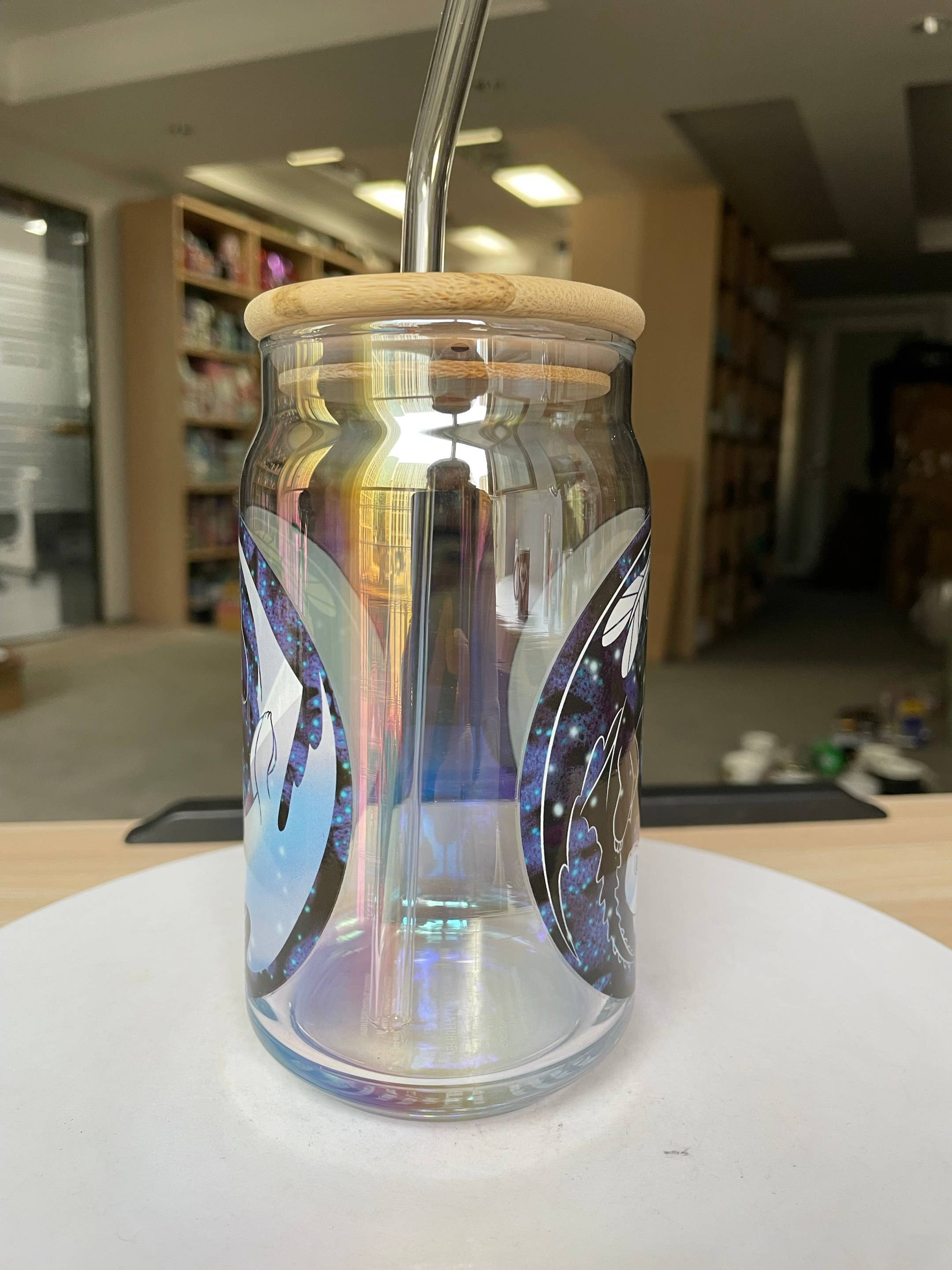 Silver Buffalo - Wholesale Drinking Glass/Cup - How to Train Your Dragon Night & Light 16oz Iridescent Glass2