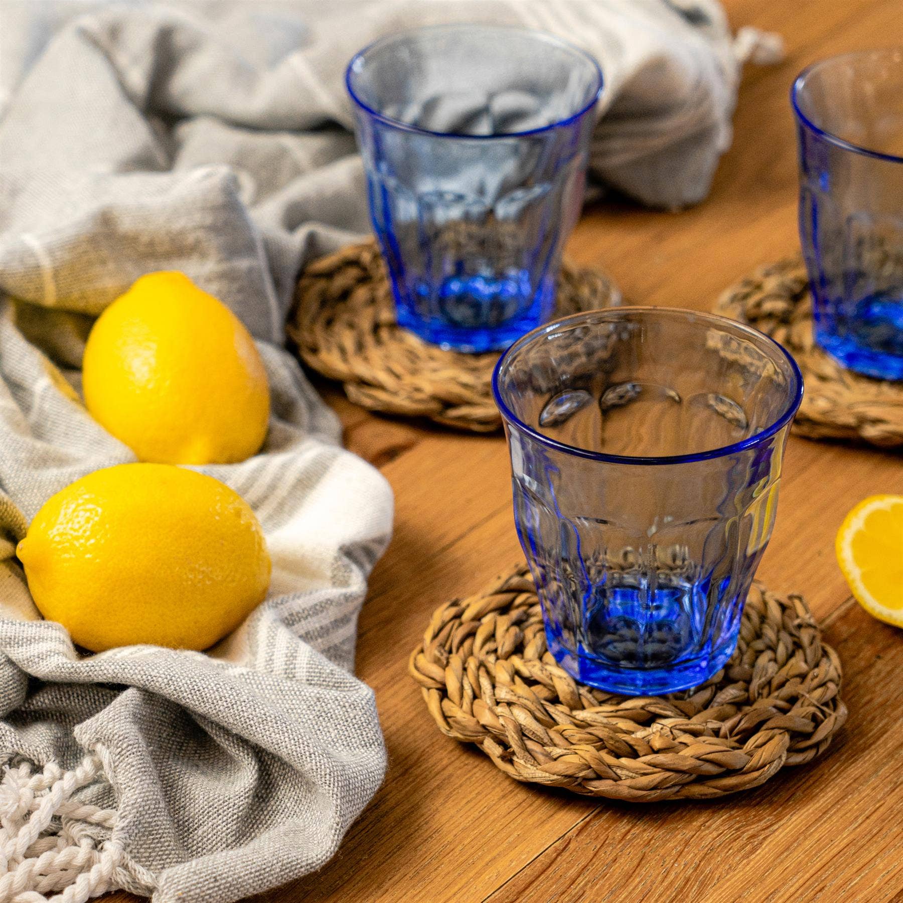 Rinkit Ltd – Großhandel Trinkglas/Tasse – Duralex Picardie Traditioneller Glasbecher, 220 ml, Blau1