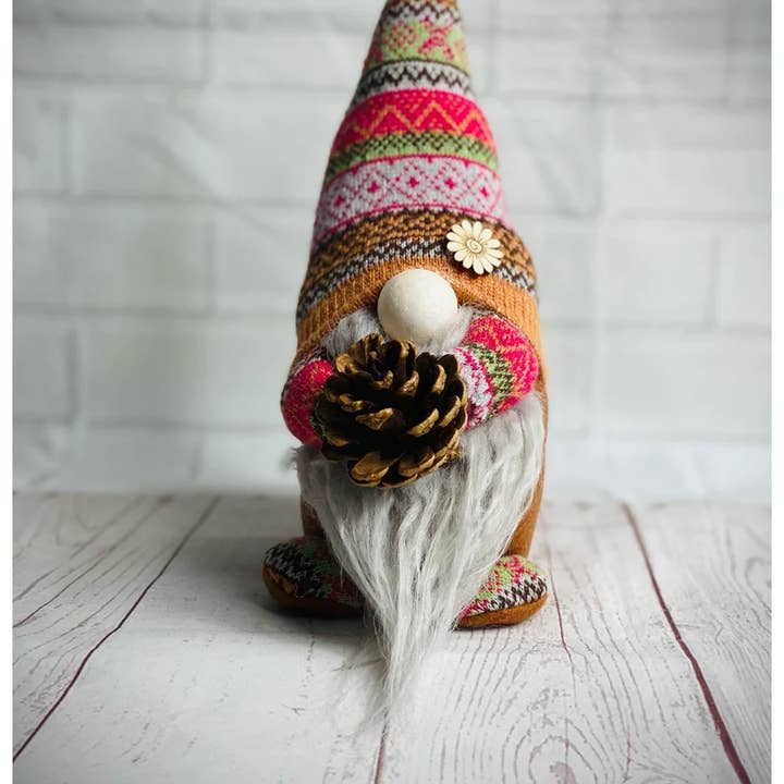 Forever Gnomes UK Store - Wholesale Christmas Decoration - Handmade Nordic Gnome with Pinecone