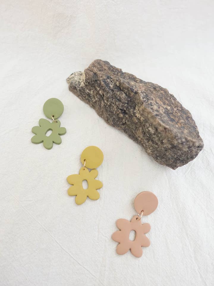 Orecchini Ascella per la vendita all'ingrosso da parte di Hey Moon Designs