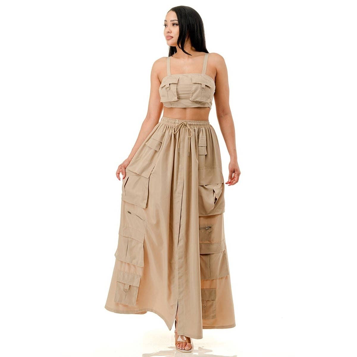 Esmeray Clothing – Großhandel Set aus Oberteil und Rock – Damen – das Urban Explorer Ensemble0