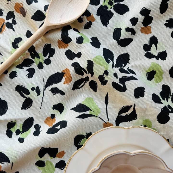 Elizabeth Rachael – wholesale Tea towel – Luxury Tea Towel Leopard Print, 100% Cotton Dish Towel