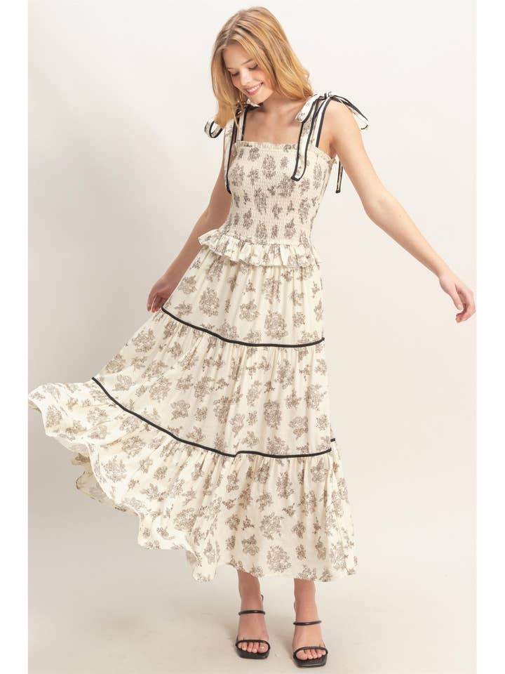 Vestido de verano con volantes florales para venta al por mayor de HYFVE