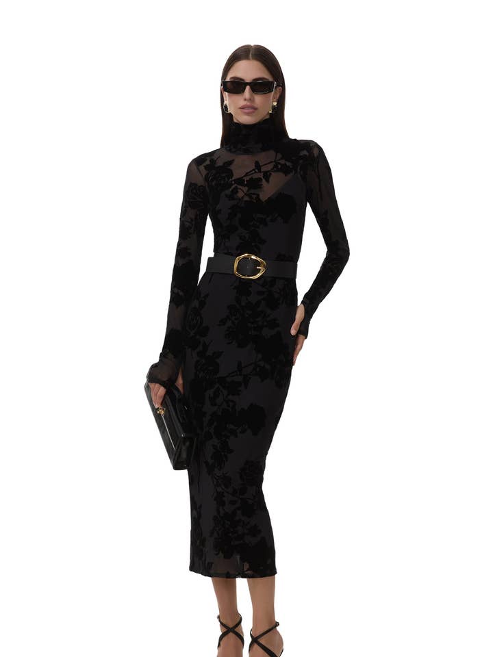 Robe Shailene - Rose Cascade pour la vente par AFRM