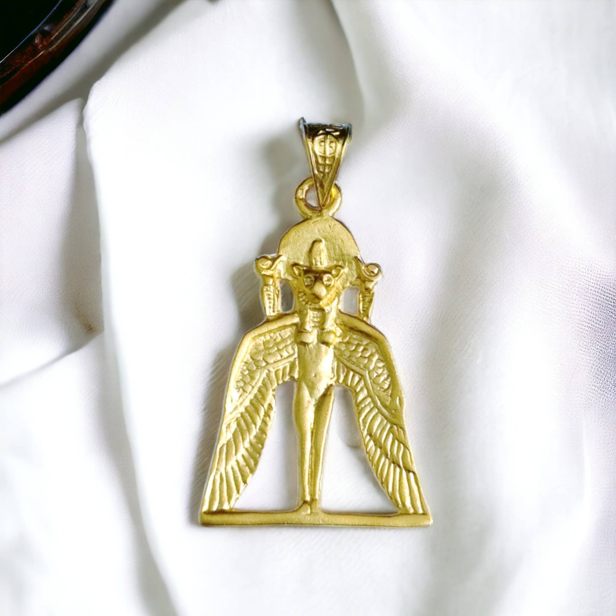 ALADDIN'S LAMP JEWELRY – wholesale Individual charm/pendant – Goddess Sekhmet The healer Gold Pendant7